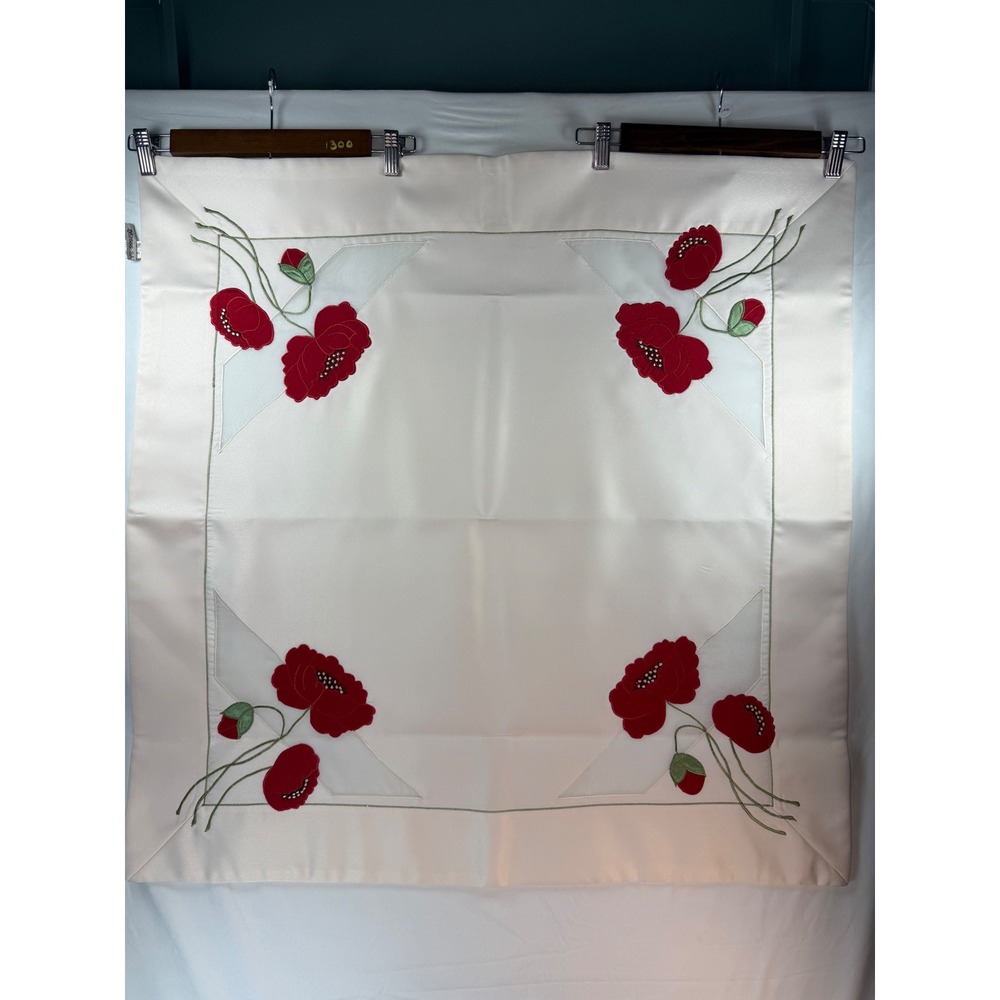 Vintage Red Poppy Floral Applique Square Tablecloth Cream Satin 32x32